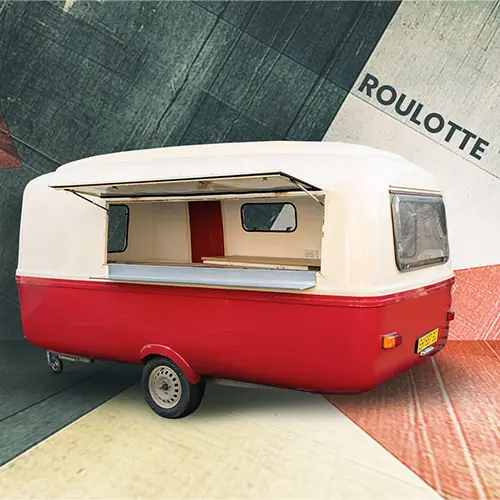 Una roulotte vintage adibita a bar mobile